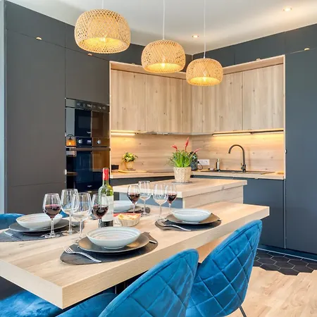 Le Jeanne D'arc, Vue Sur La Place Du Vieux Marche Lägenhet