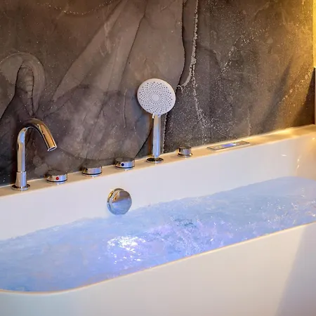 Lägenhet Le Jeanne D'arc, Vue Sur La Place Du Vieux Marche Rouen