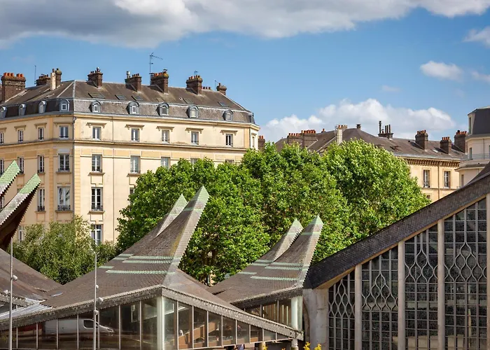 Le Jeanne D'arc, Vue Sur La Place Du Vieux Marche Руан