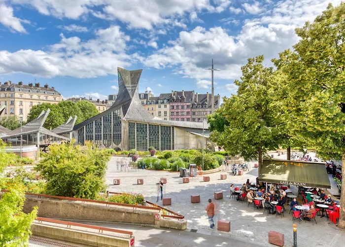 Апартаменты Le Jeanne D'arc, Vue Sur La Place Du Vieux Marche