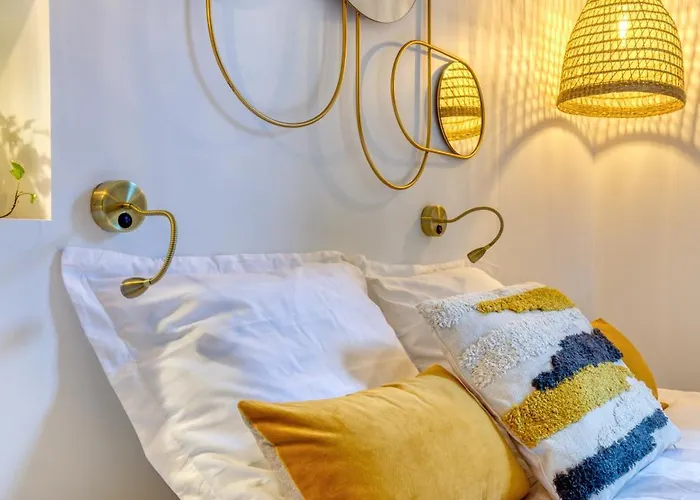 Le Jeanne D'arc, Vue Sur La Place Du Vieux Marche * Руан